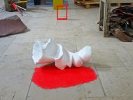 Installationsdetail, O.T., 2013, Marmor mit Silikonschatten, 32x32x70cm
